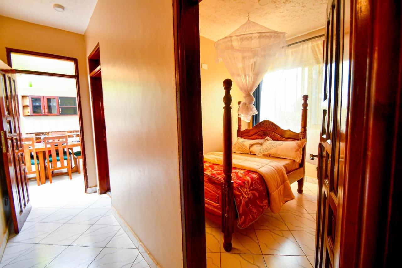 Peace Of Mind Suites Entebbe Bagian luar foto