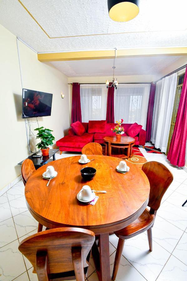 Peace Of Mind Suites Entebbe Bagian luar foto