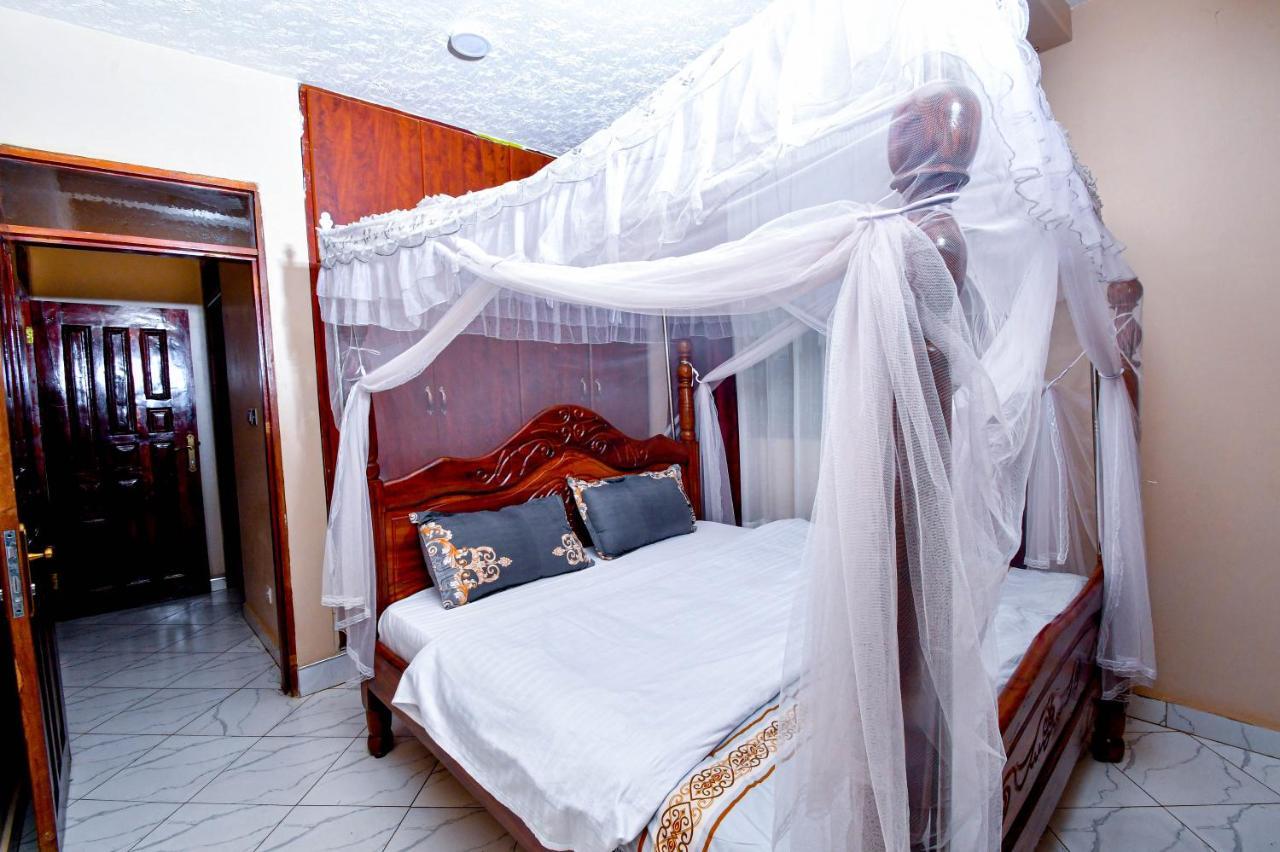 Peace Of Mind Suites Entebbe Bagian luar foto