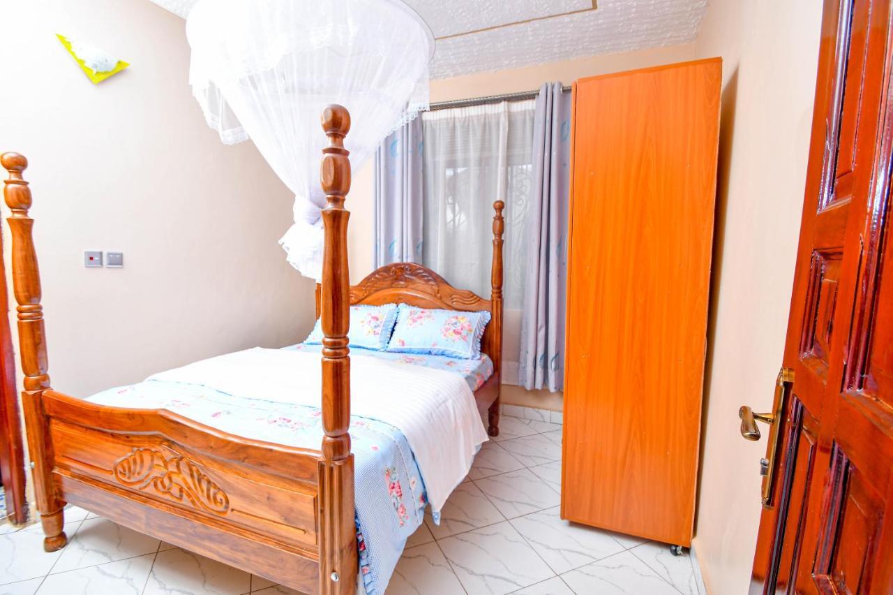 Peace Of Mind Suites Entebbe Bagian luar foto