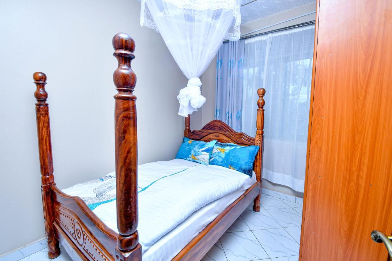 Peace Of Mind Suites Entebbe Bagian luar foto